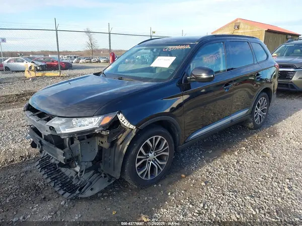 JA4AD3A38GZ012254 2016 MITSUBISHI OUTLANDER - Image 2