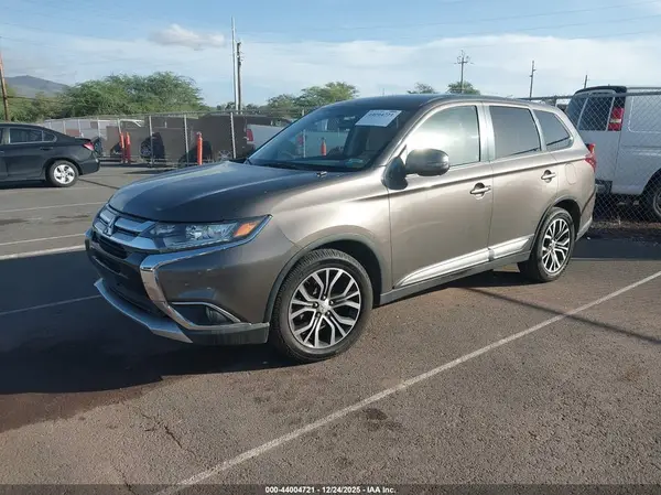 JA4AD3A38GZ013162 2016 MITSUBISHI OUTLANDER - Image 2