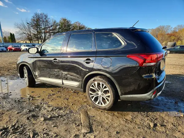 JA4AD3A38GZ017308 2016 MITSUBISHI OUTLANDER - Image 2