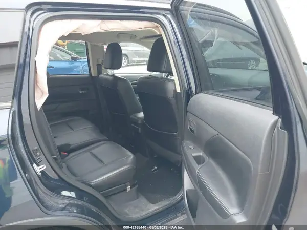 JA4AD3A38GZ020709 2016 MITSUBISHI OUTLANDER - Image 8