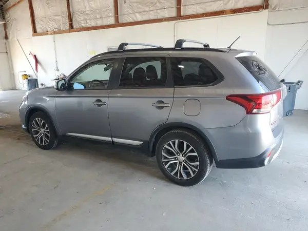 JA4AD3A38GZ028406 2016 MITSUBISHI OUTLANDER - Image 2