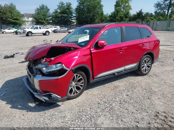 JA4AD3A38GZ036845 2016 MITSUBISHI OUTLANDER - Image 2