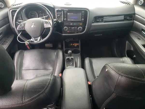 JA4AD3A38GZ036957 2016 MITSUBISHI OUTLANDER - Image 8