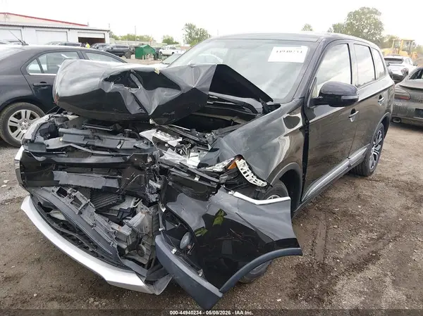 JA4AD3A38GZ037154 2016 MITSUBISHI OUTLANDER - Image 2