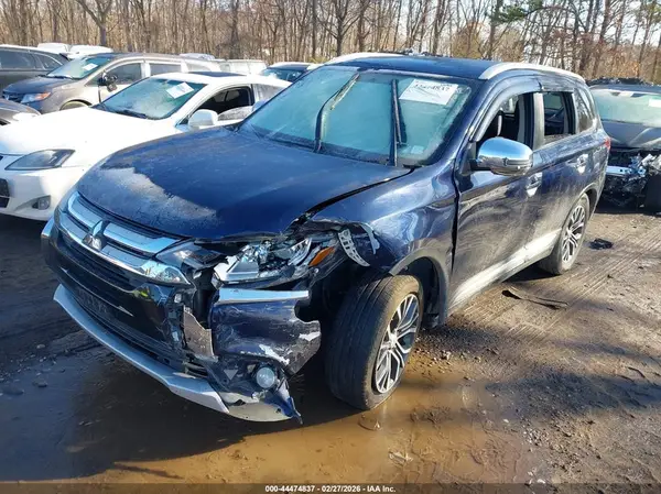 JA4AD3A38GZ039762 2016 MITSUBISHI OUTLANDER - Image 2