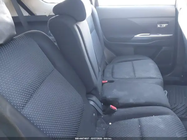 JA4AD3A38GZ039762 2016 MITSUBISHI OUTLANDER - Image 8