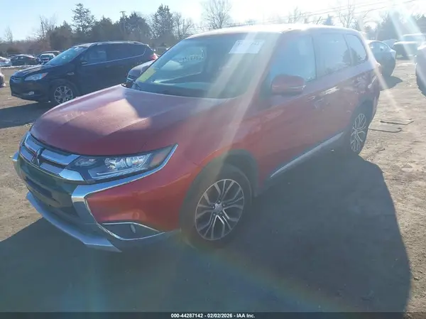 JA4AD3A38GZ039860 2016 MITSUBISHI OUTLANDER - Image 2