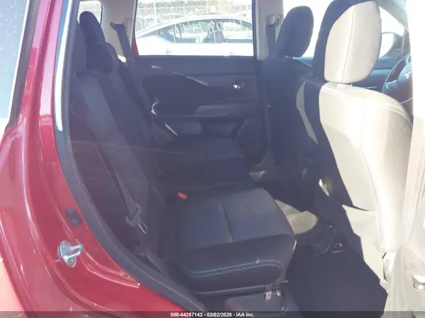 JA4AD3A38GZ039860 2016 MITSUBISHI OUTLANDER - Image 8