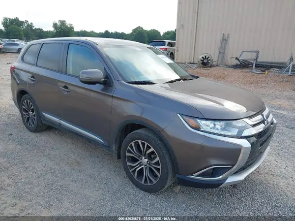 JA4AD3A38GZ048297 2016 MITSUBISHI OUTLANDER - Image 1