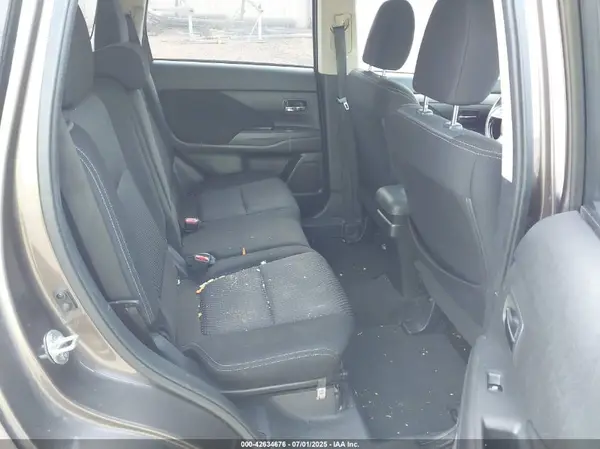 JA4AD3A38GZ048297 2016 MITSUBISHI OUTLANDER - Image 8