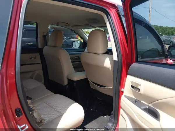 JA4AD3A38GZ049546 2016 MITSUBISHI OUTLANDER - Image 8