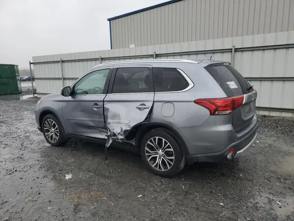 JA4AD3A38HZ000221 2017 MITSUBISHI OUTLANDER - Image 2