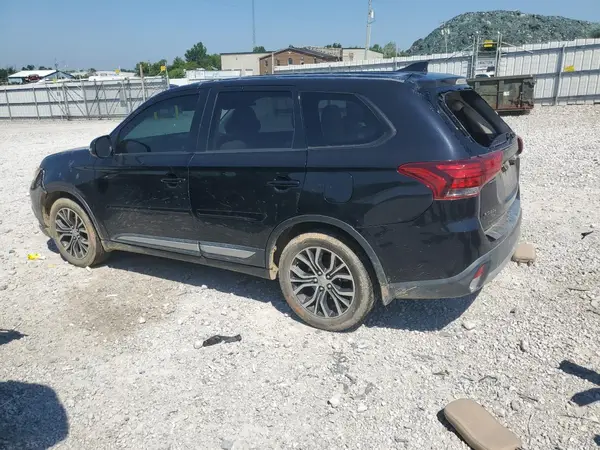 JA4AD3A38HZ000817 2017 MITSUBISHI OUTLANDER - Image 2
