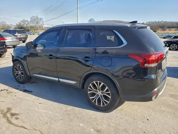 JA4AD3A38HZ005404 2017 MITSUBISHI OUTLANDER - Image 2