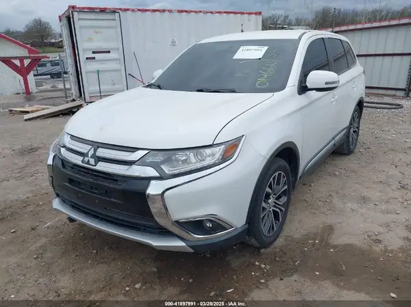 JA4AD3A38HZ019660 2017 MITSUBISHI OUTLANDER - Image 2