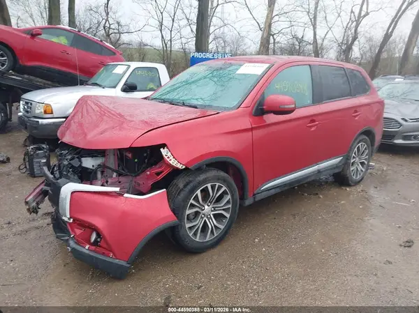 JA4AD3A38HZ021862 2017 MITSUBISHI OUTLANDER - Image 2
