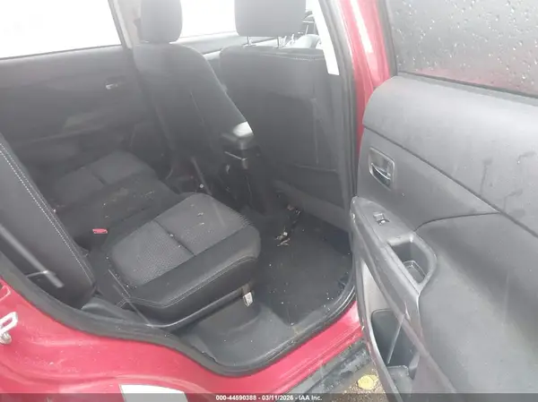 JA4AD3A38HZ021862 2017 MITSUBISHI OUTLANDER - Image 8