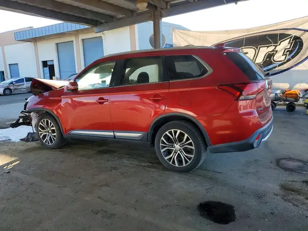 JA4AD3A38HZ034840 2017 MITSUBISHI OUTLANDER - Image 2