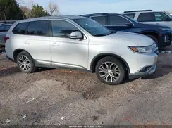 JA4AD3A38HZ043845 2017 MITSUBISHI OUTLANDER