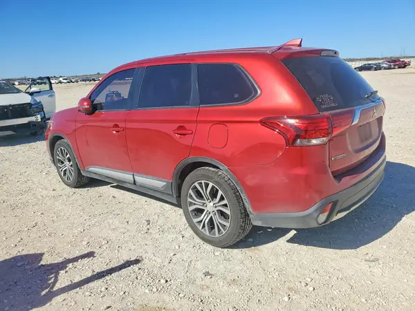 JA4AD3A38HZ058555 2017 MITSUBISHI OUTLANDER - Image 2