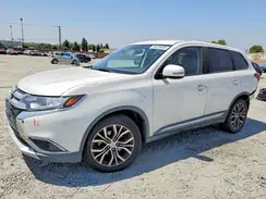 JA4AD3A38HZ070852 2017 MITSUBISHI OUTLANDER