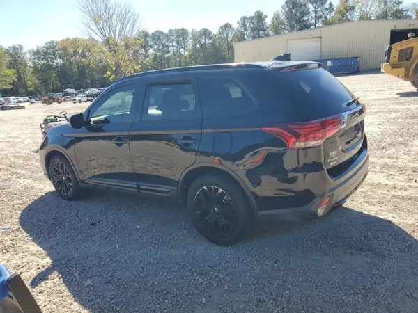 JA4AD3A38JZ034620 2018 MITSUBISHI OUTLANDER - Image 2