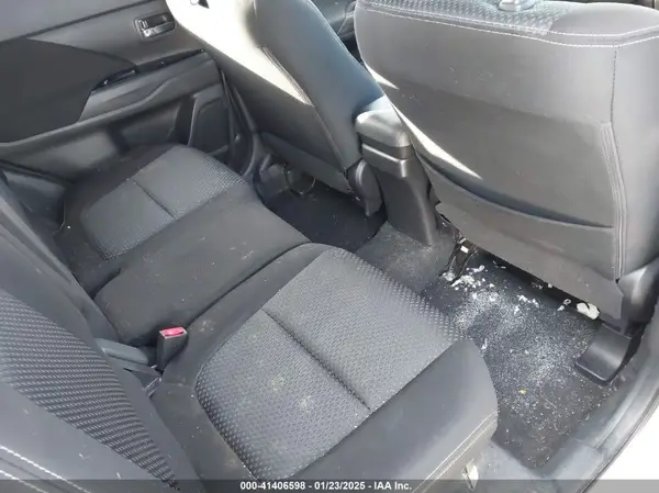 JA4AD3A38JZ051403 2018 MITSUBISHI OUTLANDER - Image 8