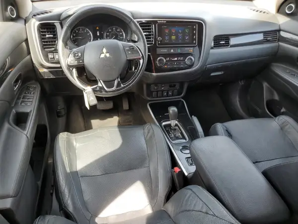 JA4AD3A38JZ065317 2018 MITSUBISHI OUTLANDER - Image 8