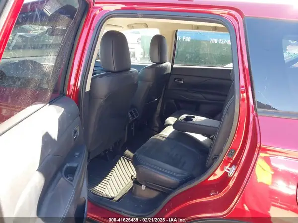JA4AD3A38KZ004969 2019 MITSUBISHI OUTLANDER - Image 8