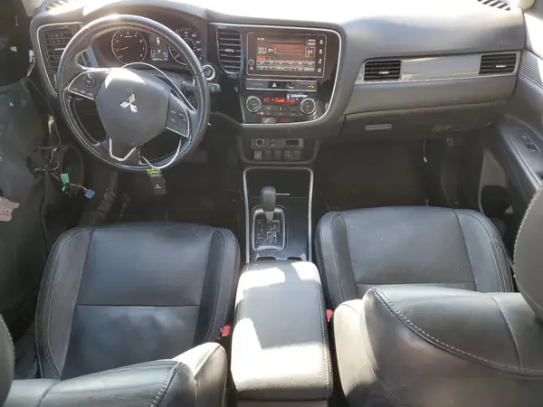 JA4AD3A38KZ009038 2019 MITSUBISHI OUTLANDER - Image 8