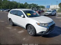JA4AD3A38KZ018323 2019 MITSUBISHI OUTLANDER