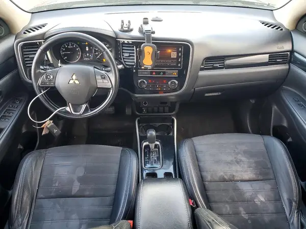 JA4AD3A38KZ024476 2019 MITSUBISHI OUTLANDER - Image 8