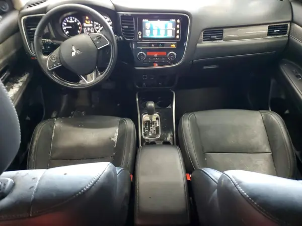 JA4AD3A38KZ024719 2019 MITSUBISHI OUTLANDER - Image 8