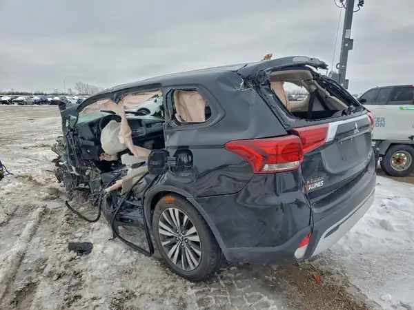 JA4AD3A38KZ026695 2019 MITSUBISHI OUTLANDER - Image 2