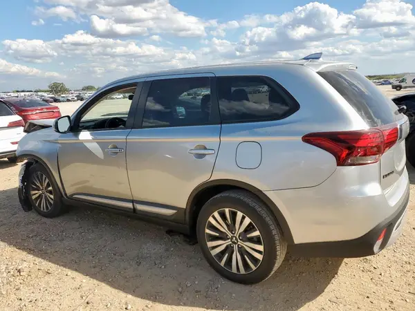 JA4AD3A38KZ042475 2019 MITSUBISHI OUTLANDER - Image 2