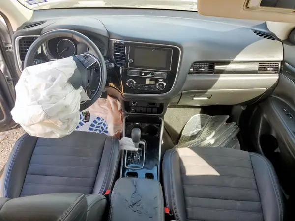 JA4AD3A38KZ042475 2019 MITSUBISHI OUTLANDER - Image 8