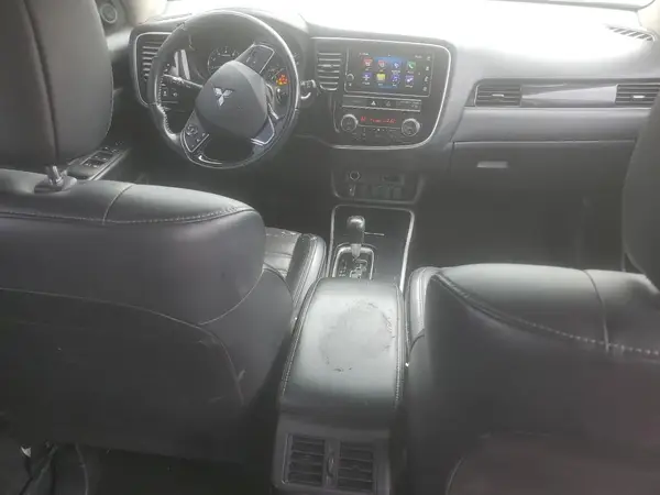 JA4AD3A38KZ042606 2019 MITSUBISHI OUTLANDER - Image 8