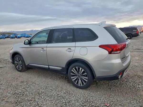 JA4AD3A38KZ042654 2019 MITSUBISHI OUTLANDER - Image 2