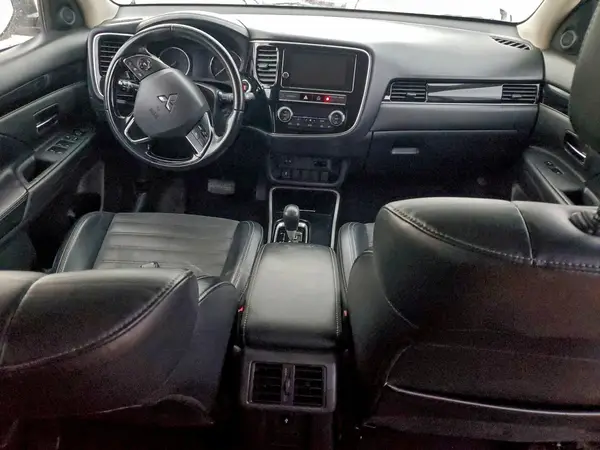 JA4AD3A38KZ042654 2019 MITSUBISHI OUTLANDER - Image 8