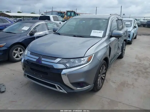 JA4AD3A38KZ044534 2019 MITSUBISHI OUTLANDER - Image 2