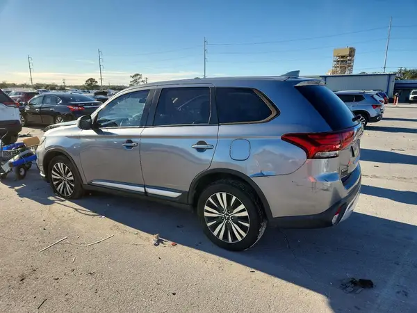 JA4AD3A38KZ045148 2019 MITSUBISHI OUTLANDER - Image 2