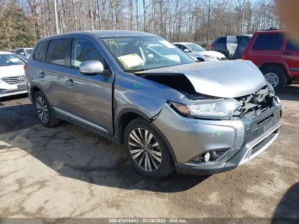 JA4AD3A38KZ051757 2019 MITSUBISHI OUTLANDER - Image 1