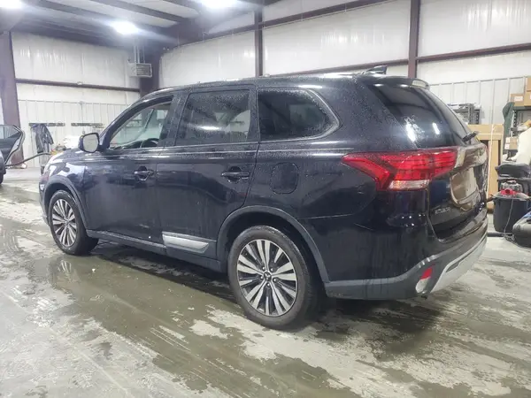 JA4AD3A38KZ052987 2019 MITSUBISHI OUTLANDER - Image 2