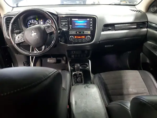 JA4AD3A38KZ052987 2019 MITSUBISHI OUTLANDER - Image 8