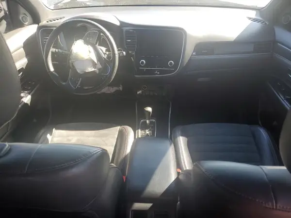 JA4AD3A38LJ001408 2020 MITSUBISHI OUTLANDER - Image 8