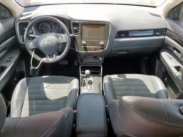 JA4AD3A38LZ003760 2020 MITSUBISHI OUTLANDER - Image 8