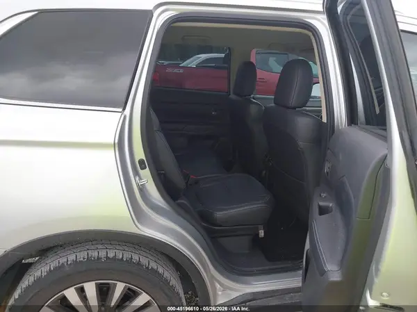 JA4AD3A38LZ004343 2020 MITSUBISHI OUTLANDER - Image 8