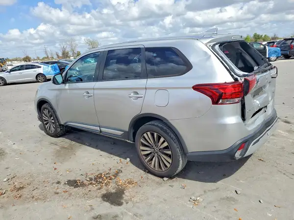 JA4AD3A38LZ007470 2020 MITSUBISHI OUTLANDER - Image 2