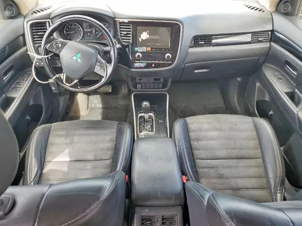 JA4AD3A38LZ007470 2020 MITSUBISHI OUTLANDER - Image 8