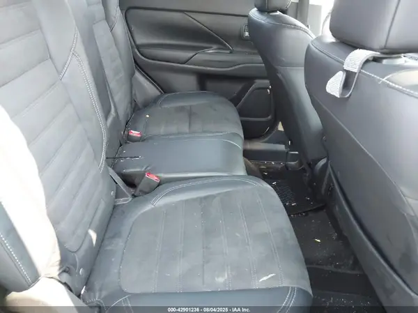 JA4AD3A38LZ010627 2020 MITSUBISHI OUTLANDER - Image 8